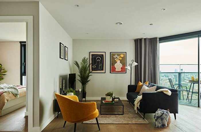 1 Bedroom Flat To Rent In Uncle Elephant & Castle, Elephant And Castle, London, SE11