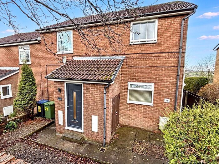 2 Bedroom Flat To Rent In Ravenscar Close, Whickham, Newcastle Upon Tyne, NE16