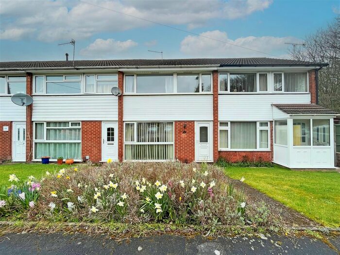 3 Bedroom Town House To Rent In Park View, Nottingham, NG3