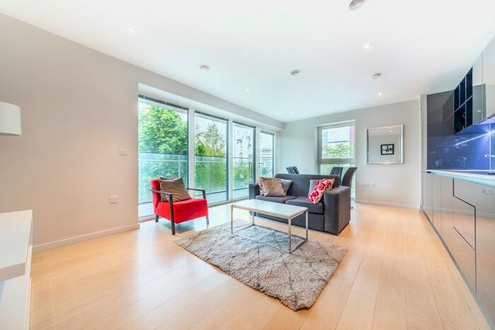 2 Bedroom Flat To Rent In Lantana Heights, Glasshouse Gardens, Stratford, London, E20