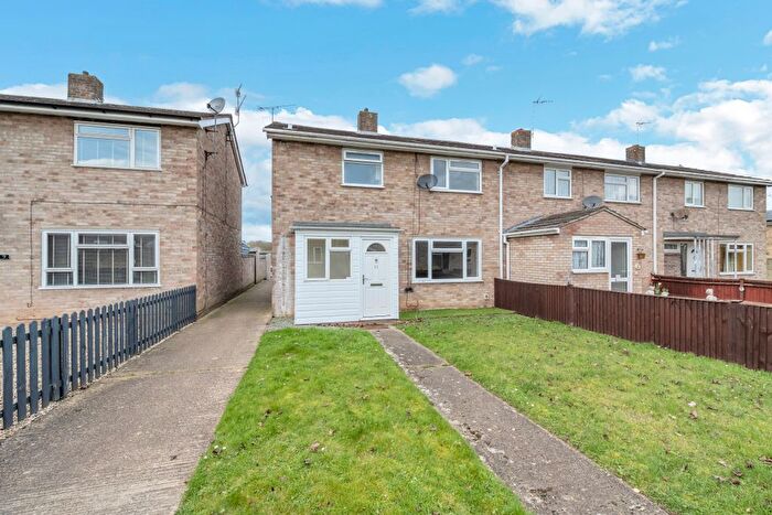 3 Bedroom End Terrace House For Sale In Salmon Walk, Bury St. Edmunds, IP32