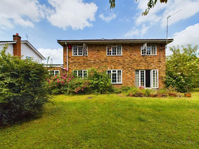 5 Bedroom Detached House For Sale In Southcote Way, Penn, High Wycombe, HP10