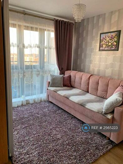 2 Bedroom Flat To Rent In Waterstone Way, Greenhithe, DA9