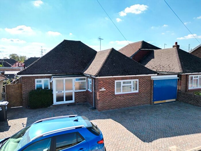 3 Bedroom Detached Bungalow For Sale In Dene Holm Road, Northfleet, Gravesend, Kent, DA11