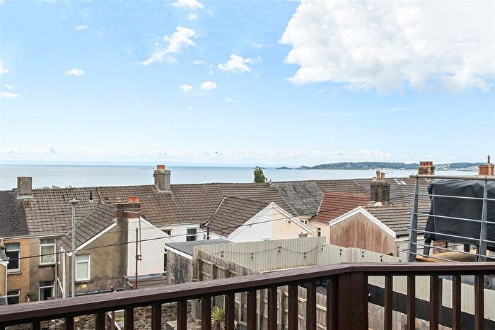 4 Bedroom Terraced House For Sale In Trafalgar Place, Brynmill, Swansea, SA2