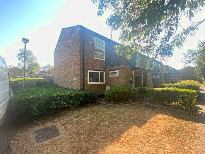 3 Bedroom End Of Terrace House To Rent In Millfield, New Ash Green, Longfield, Kent, DA3