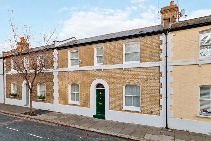 2 Bedroom Terraced House To Rent In Lamington Street, Brackenbury Village, Hammersmith, W6