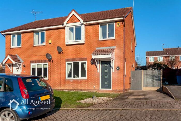 3 Bedroom Semi-Detached House To Rent In Landmere Close, Shipley View, Ilkeston, DE7