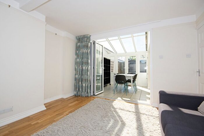 3 Bedroom Terraced House To Rent In Wellington Street, Oxford, OX2