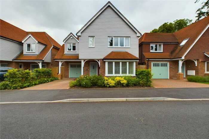 4 Bedroom Detached House To Rent In Schwaz Road, East Grinstead, West Sussex, RH19