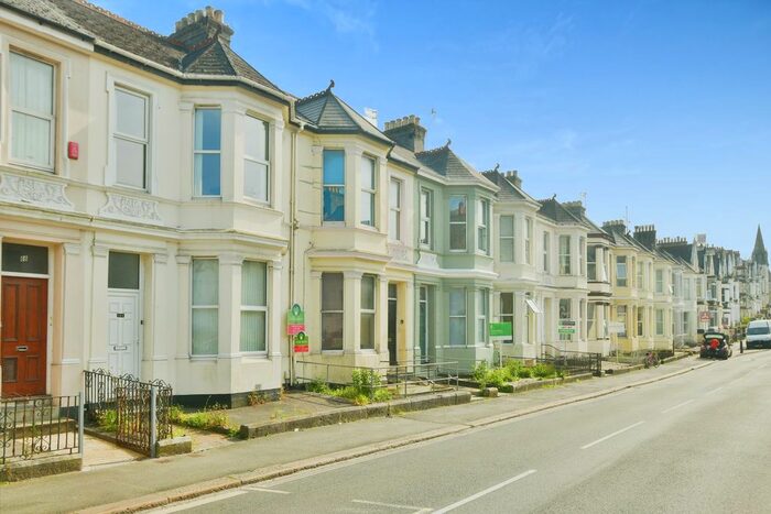 6 Bedroom Terraced House To Rent In Beaumont Road, Plymouth, Devon, PL4