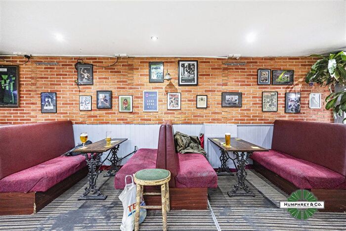 Property To Rent In St James's Street, London, E17