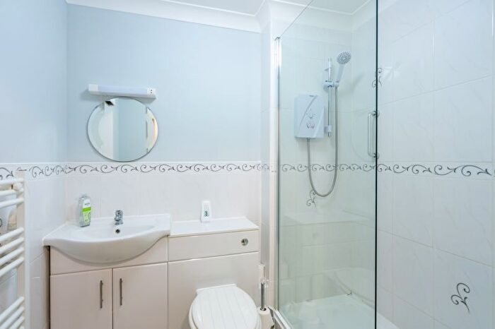 1 Bedroom Property For Sale In Henty Gardens, Chichester, PO19
