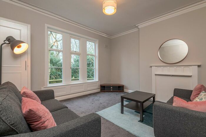 1 Bedroom Flat To Rent In Newton Villas, - Chapeltown Road, Leeds, LS7