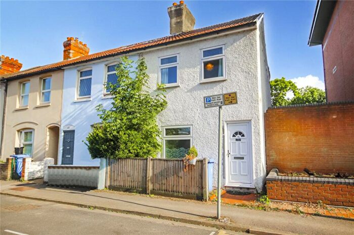 2 Bedroom Terraced House To Rent In Bell Street, Maidenhead, SL6