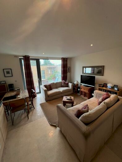 1 Bedroom Flat To Rent In Fearns House, West Ealing, W13