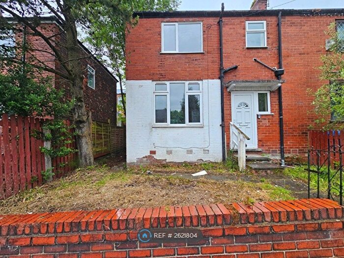 3 Bedroom Semi-Detached House To Rent In Sidney Road, Manchester, M9