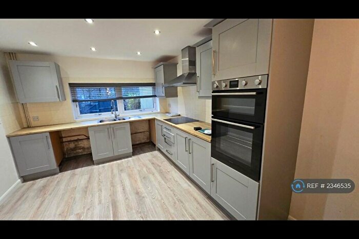 3 Bedroom Terraced House To Rent In Glovers Lane, Heelands, Milton Keynes, MK13