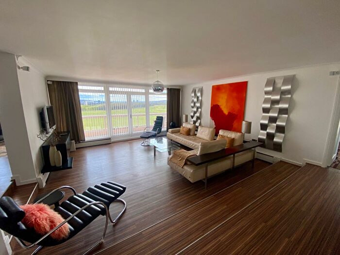 3 Bedroom Property To Rent In Montagu Court, Newcastle Upon Tyne, NE3