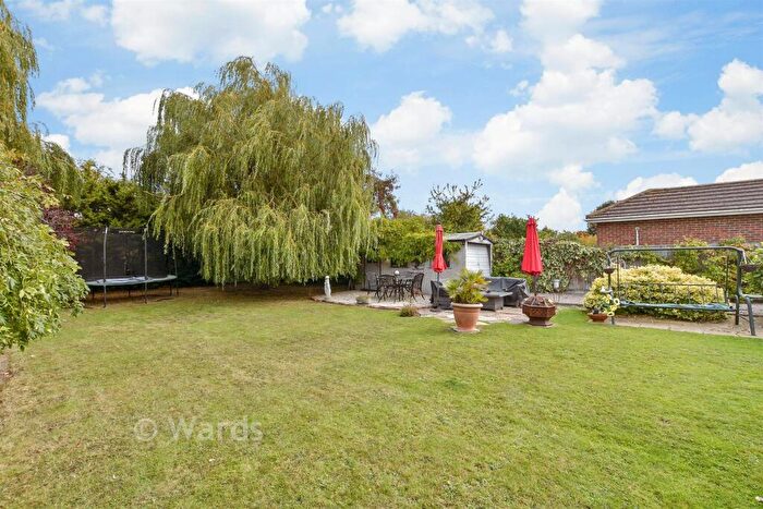 2 Bedroom Detached Bungalow For Sale In Maydowns Road, Chestfield, Whitstable, Kent, CT5