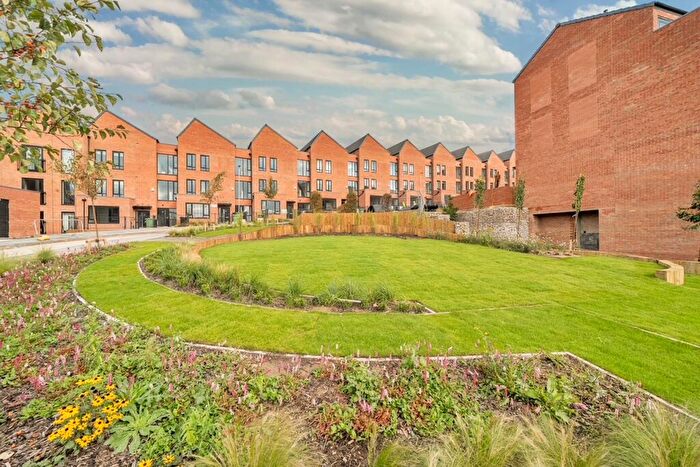 4 Bedroom House To Rent In Tannery Row, LS5