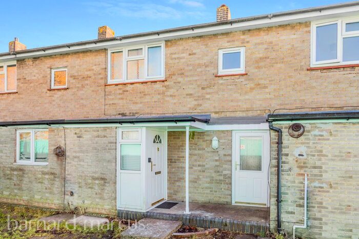 2 Bedroom Property To Rent In Chavecroft Terrace, Broad Walk, Epsom, KT18