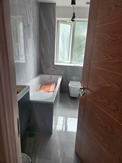 2 Bedroom Flat To Rent In Queens Road, Watford, WD17