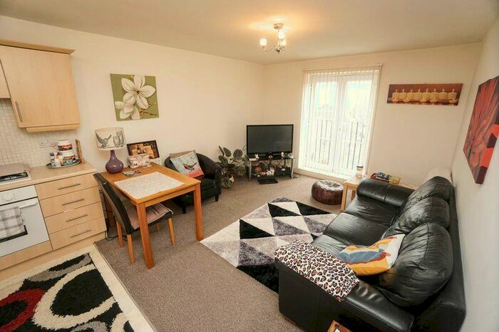 1 Bedroom Apartment To Rent In Finsbury Court, Astley Bridge, BL1