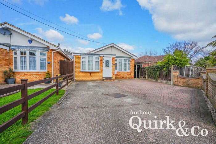 2 Bedroom Detached Bungalow For Sale In Keegan Place, Canvey Island, SS8