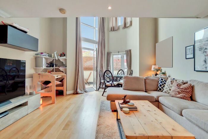 1 Bedroom Flat To Rent In Gunter Grove, Chelsea, SW10