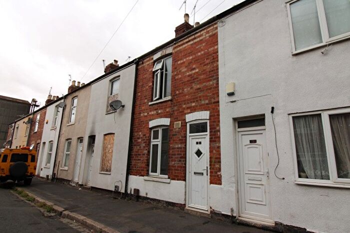 2 Bedroom Terraced House For Sale In Portland Terrace, Gainsborough, DN21