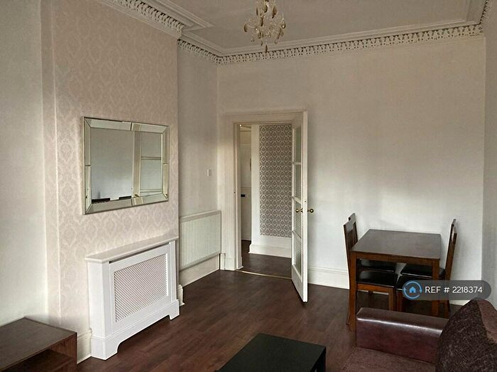 1 Bedroom Flat To Rent In Blackwood Crescent, Edinburgh, EH9