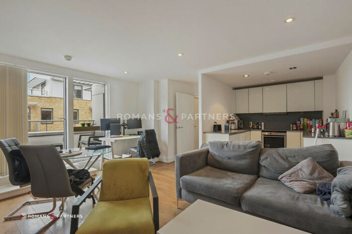 3 Bedroom Apartment To Rent In Caspian Wharf, Bow, E3