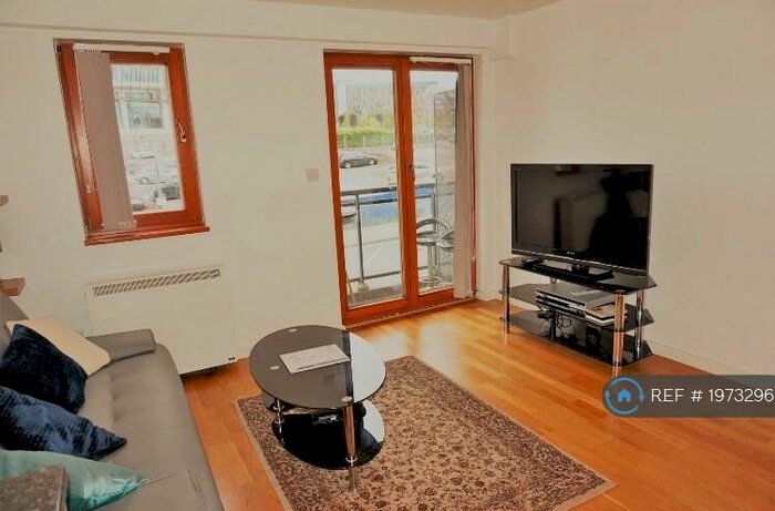 1 Bedroom Flat To Rent In Parkers Apartments, Manchester, M4