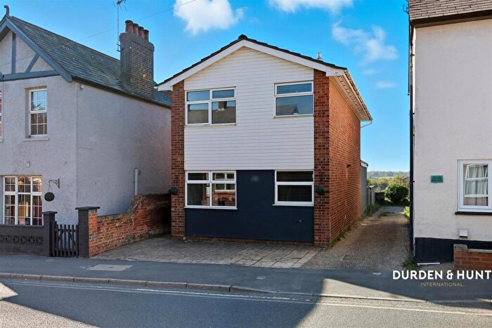 3 Bedroom Detached House For Sale In Bergholt Road, Colchester, CO4