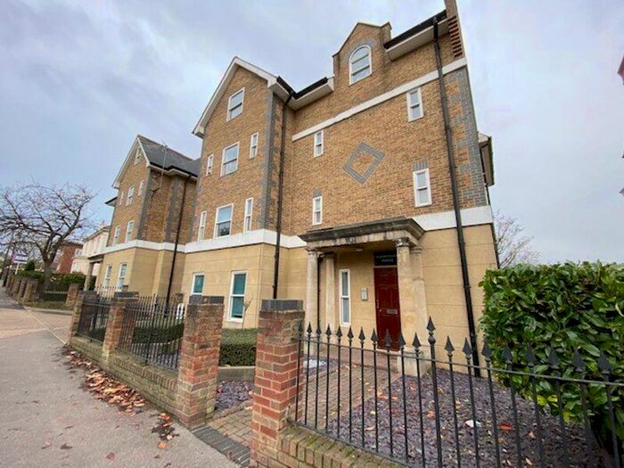 1 Bedroom Flat To Rent In St Margarets Street, Rochester, Kent, ME1