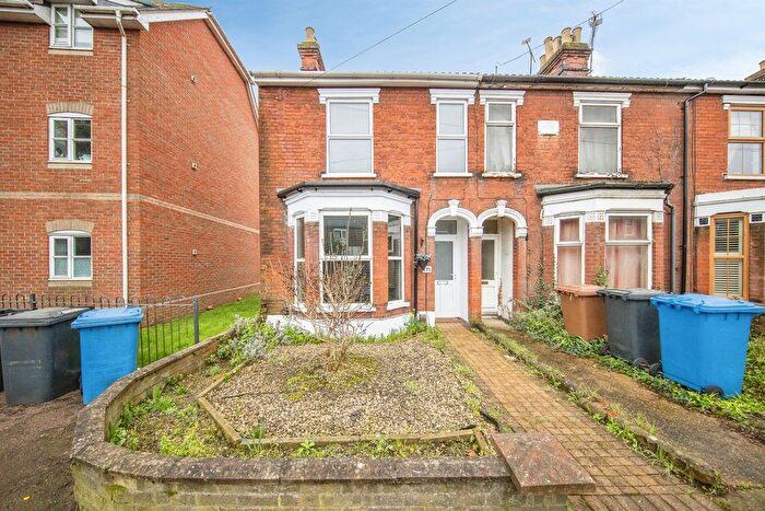 3 Bedroom Semi Detached House For Sale In Bramford Road, Ipswich, IP1