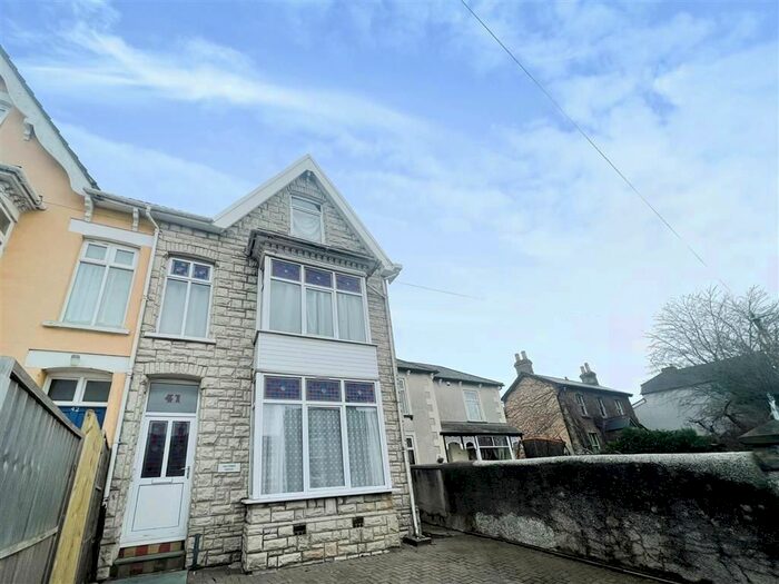 2 Bedroom Property To Rent In Maindee Parade, Newport, NP19