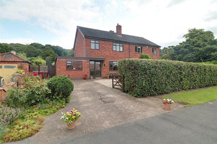 3 Bedroom Semi-Detached House For Sale In Main Street, Saxby-All-Saints, Brigg, Lincolnshire, DN20