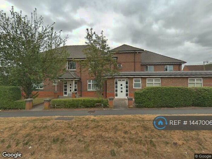 Studio To Rent In Wellfield Road, Hatfield, AL10