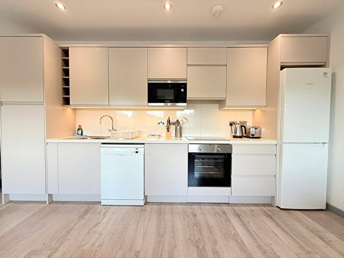 1 Bedroom Flat To Rent In High Road, Wembley, HA9