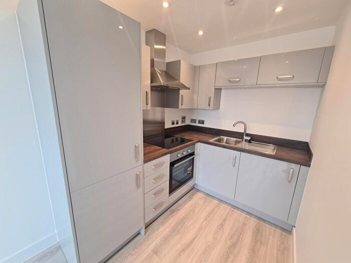 1 Bedroom Apartment To Rent In Foleshill Road, Coventry, CV6