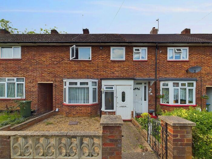 4 Bedroom Terraced House To Rent In Radfield Way, Sidcup, Kent, DA15