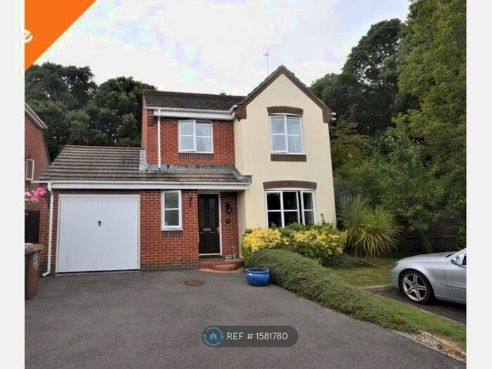 4 Bedroom Detached House To Rent In Wood End Way, Chandler's Ford, Eastleigh, SO53