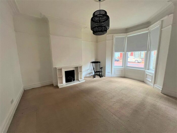 2 Bedroom Flat To Rent In Queen Alexandra Road, North Shields, NE29