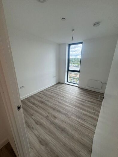 2 Bedroom Flat To Rent In Chevette Court, Kimpton Road, Luton, LU2