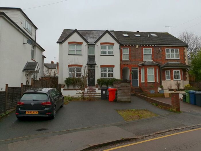 1 Bedroom Apartment To Rent In Pinions Road, High Wycombe, HP13
