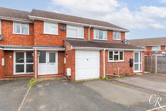 3 Bedroom Terraced House For Sale In Stanwick Gardens, Wymans Brook, GL51