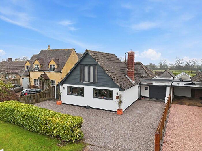 4 Bedroom Detached Bungalow For Sale In Kirtling, Newmarket, Suffolk, CB8