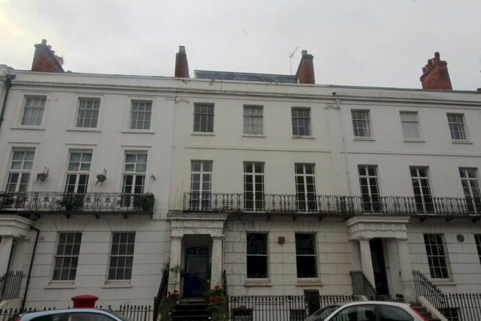 2 Bedroom Apartment To Rent In Flat, Clarendon Square, Leamington Spa, CV32